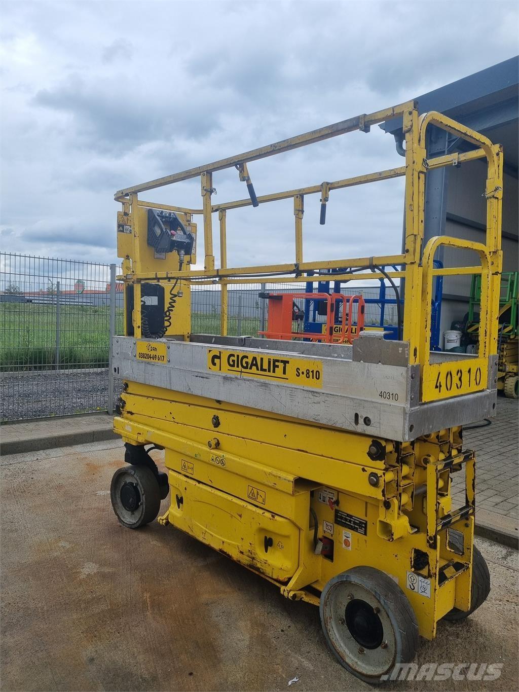 JLG 2030 ES Škarjaste dvižne ploščadi