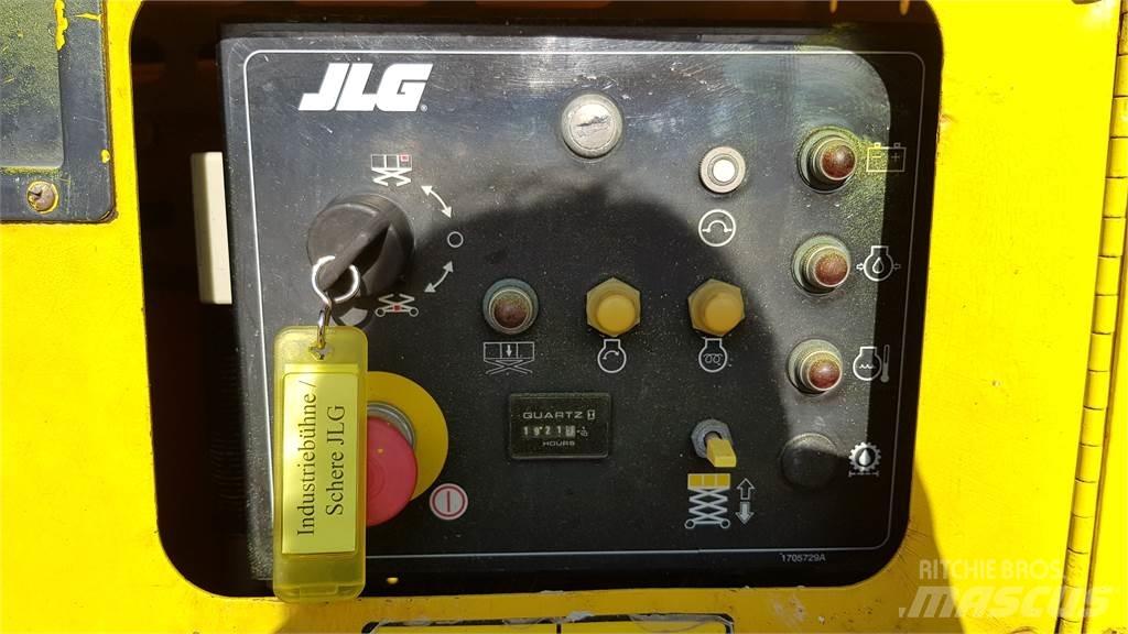 JLG 260 MRT-A Škarjaste dvižne ploščadi