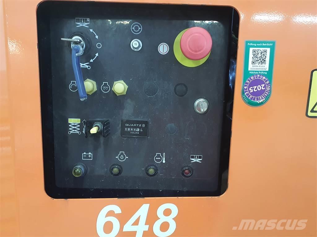 JLG 430LRT Škarjaste dvižne ploščadi