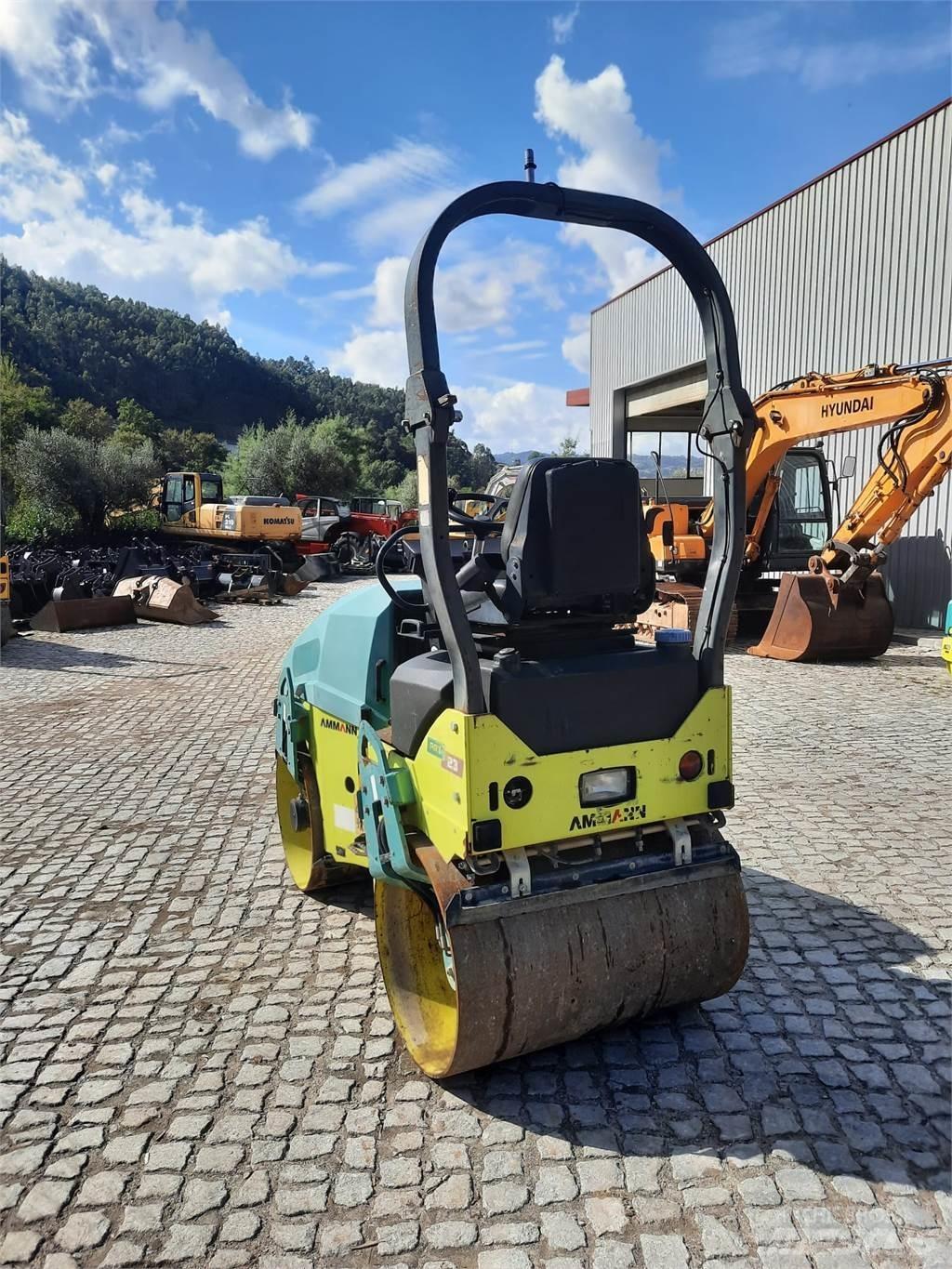 Ammann ARX23 Dvojni valjarji