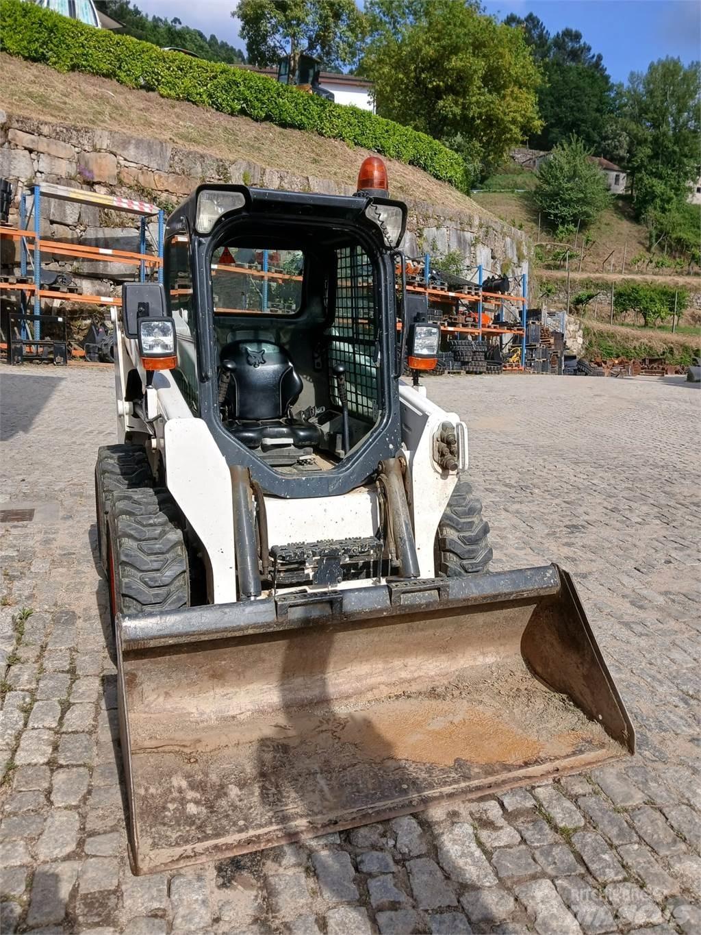 Bobcat S550 Kolesni nakladalci