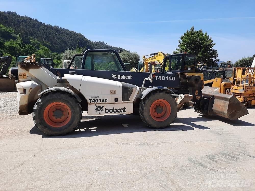 Bobcat T40-140 Viličarji s pomičnim teleskopom