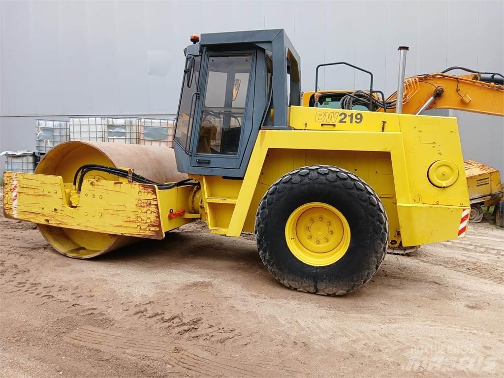 Bomag BW219D-2 Dvojni valjarji