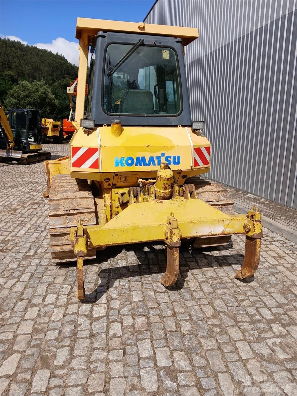 Komatsu D41E-6 Buldožerji za polaganje cevi