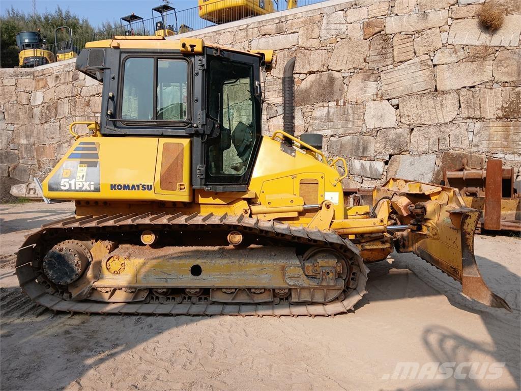 Komatsu D51PXI-22 Buldožerji za polaganje cevi