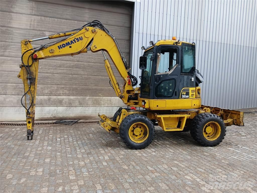 Komatsu PW98MR-6 Bagri na kolesih
