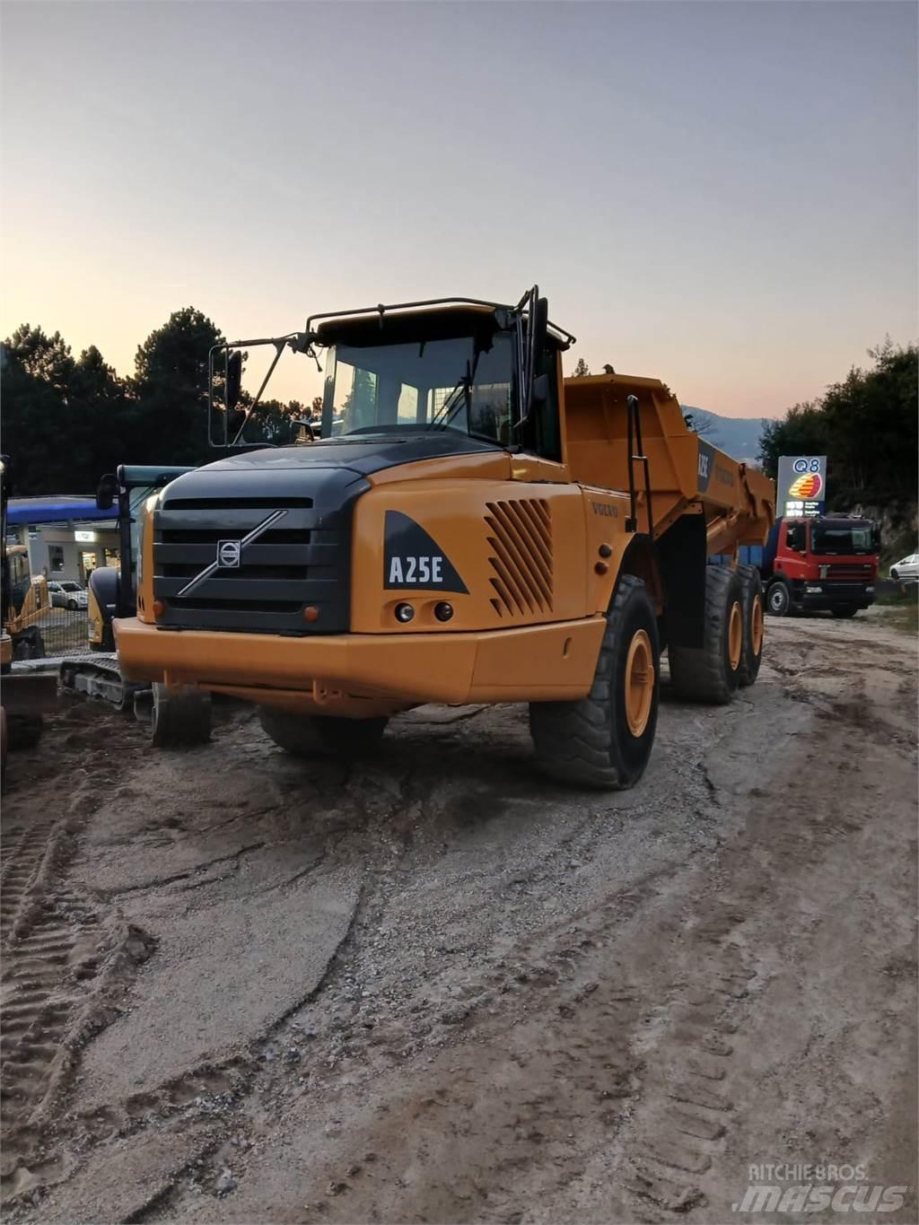 Volvo A25E Ne cestni demperji