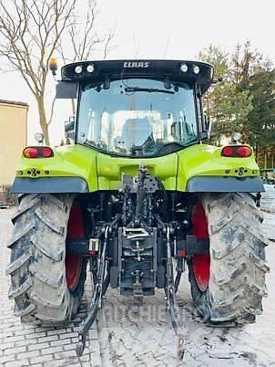 CLAAS ARION 520 Traktorji
