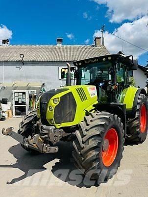 CLAAS ARION 640 Traktorji