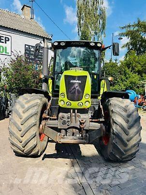 CLAAS ARION 640 Traktorji