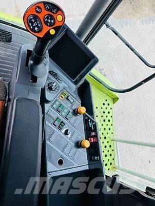 CLAAS LEXION 550 Kombajni