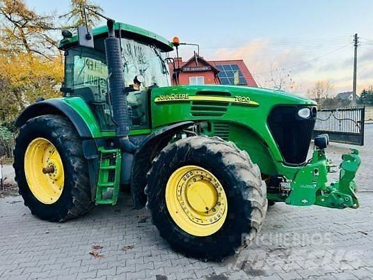 John Deere 7820 Traktorji