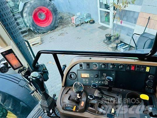 John Deere 7820 Traktorji