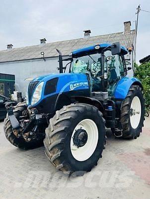 New Holland T7.210RC Traktorji