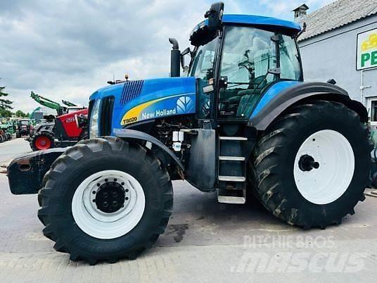 New Holland T8020 Traktorji