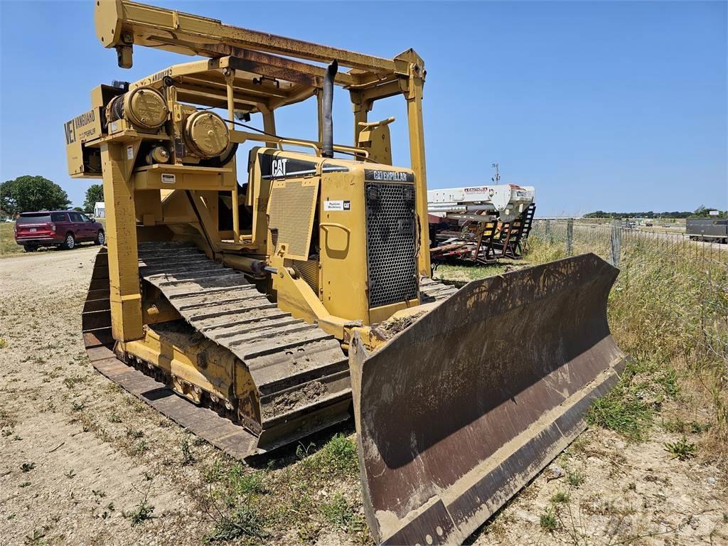 CAT D5N LGP Buldožerji goseničarji