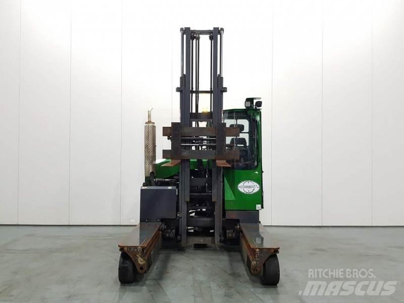 Combilift C3000 4-Smerni viličarji