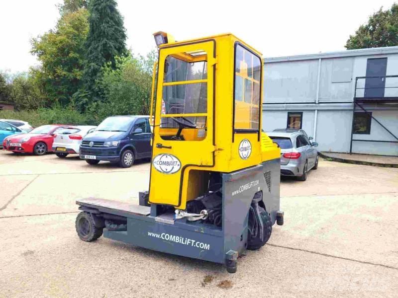 Combilift C3000 GAS 4-Smerni viličarji