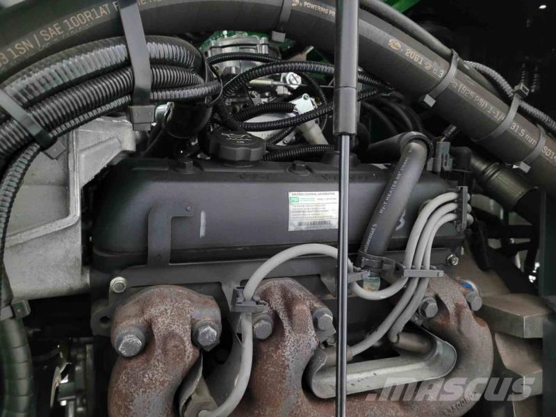 Combilift C8000 GAS 4-Smerni viličarji