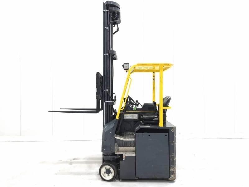 Combilift CBE2500 4-Smerni viličarji