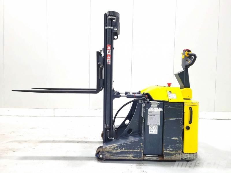 Combilift CS1500 Samopogonski ročni viličarji
