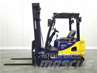 Doosan D20SC-5 Dizelski viličarji