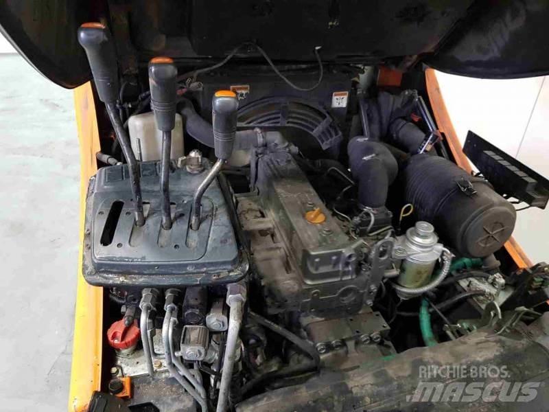 Doosan D25S-5 Dizelski viličarji