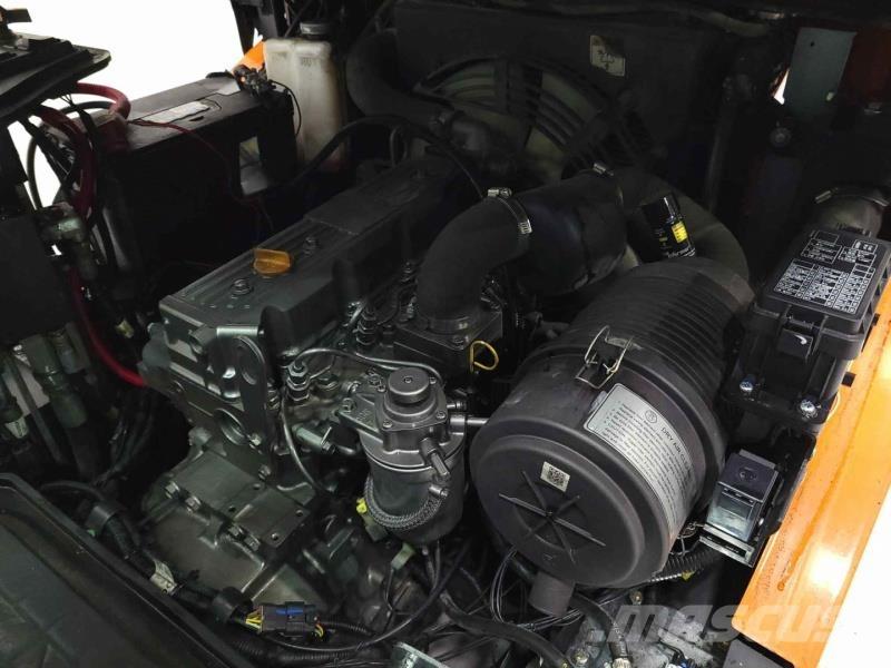 Doosan D25S-7 Dizelski viličarji
