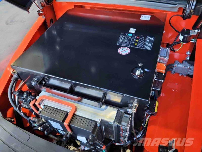 EP EFL303 205 HC Električni viličarji