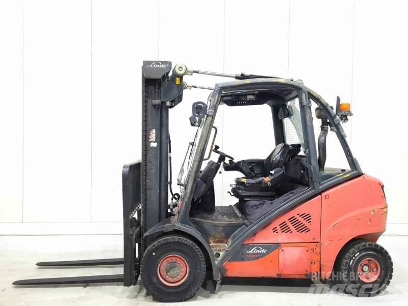 Linde H30D-02 Dizelski viličarji