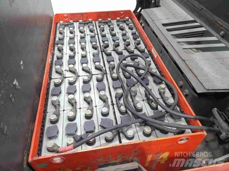 Linde P250 127 Vlečna vozila