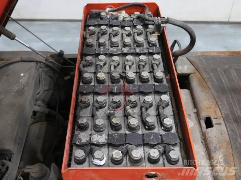 Linde P60Z 126-00 Vlečna vozila
