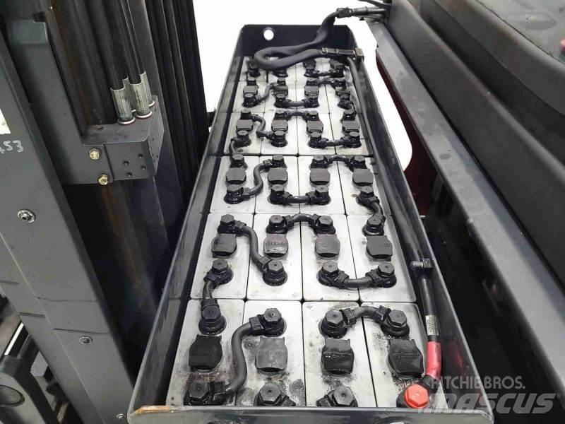 Linde R16-01 1120 Viličarji s pomičnim teleskopom