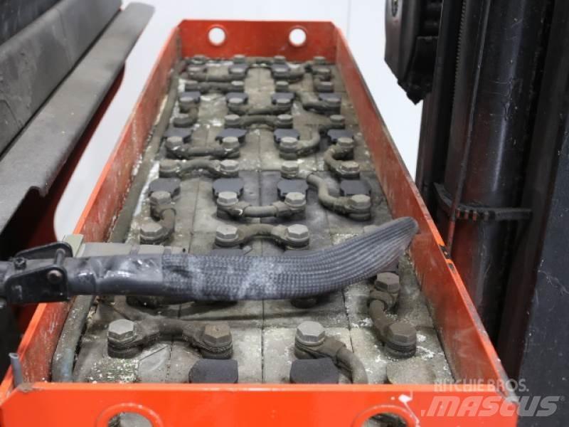 Linde R20-01 1120 Viličarji s pomičnim teleskopom