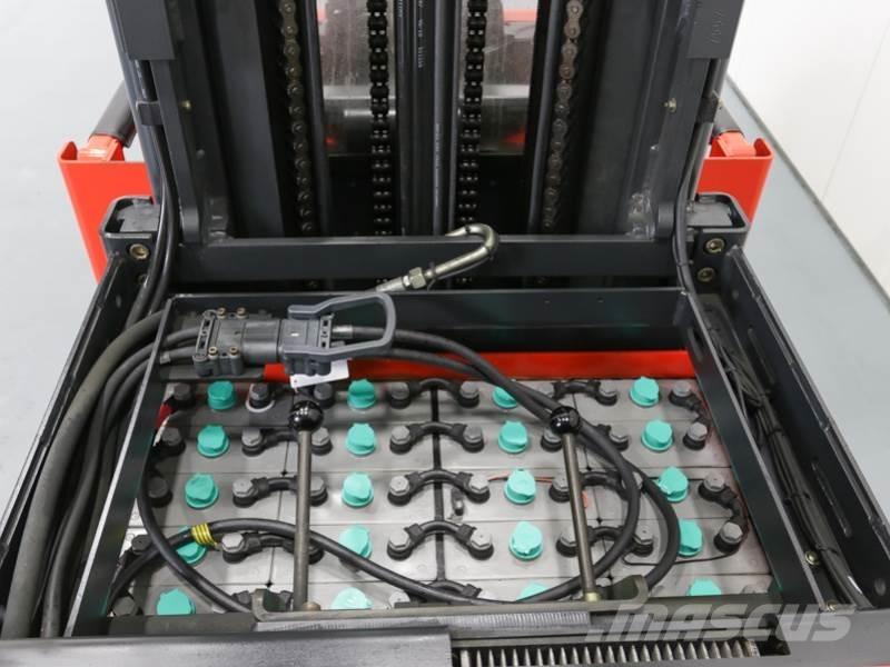 Linde V12 Srednje dvižni komisionirni viličar