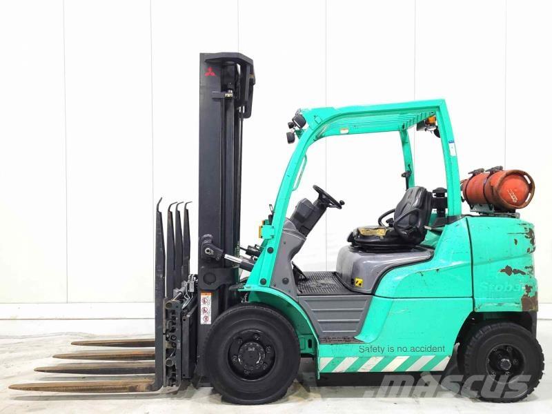 Mitsubishi FG40NT Plinski viličarji