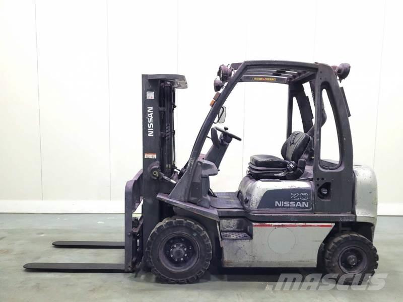 Nissan FD02A20 Dizelski viličarji