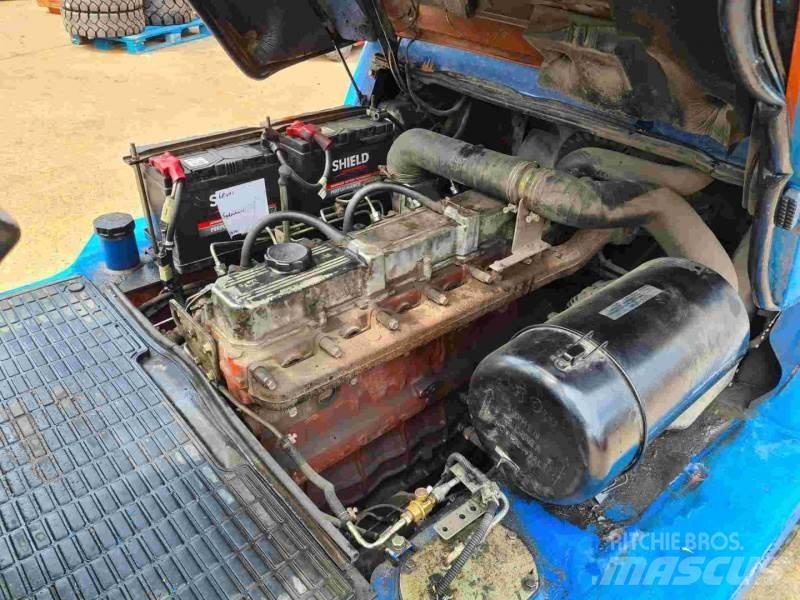 Nissan FO4D40Q2 Dizelski viličarji