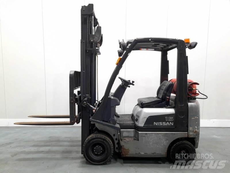 Nissan PD01A15PQ Plinski viličarji
