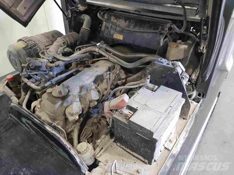 Nissan U1D272520 Plinski viličarji