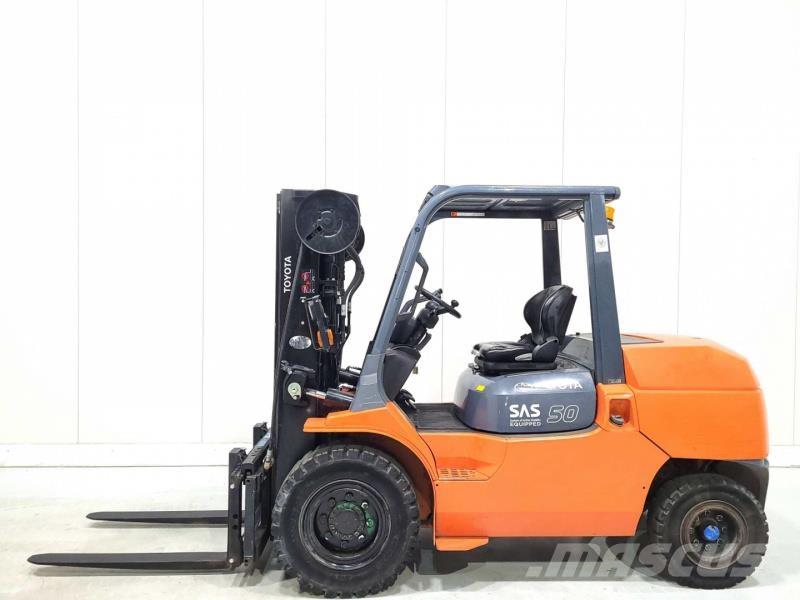 Toyota 42-7FD45 Dizelski viličarji