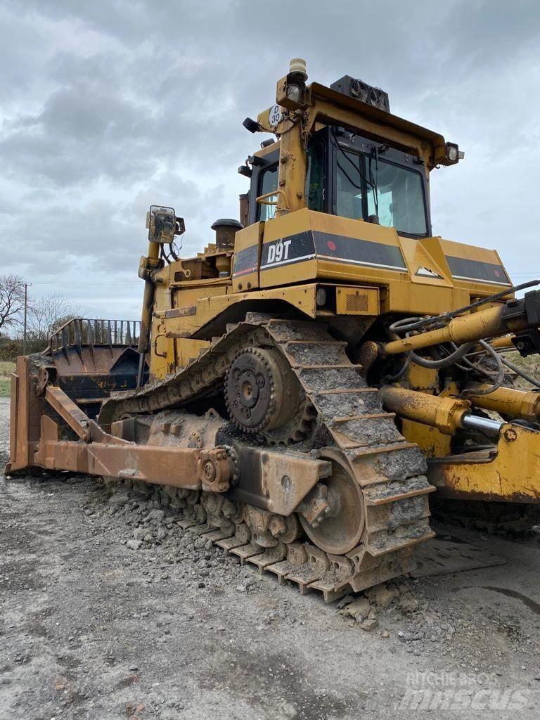 CAT D9T Buldožerji goseničarji