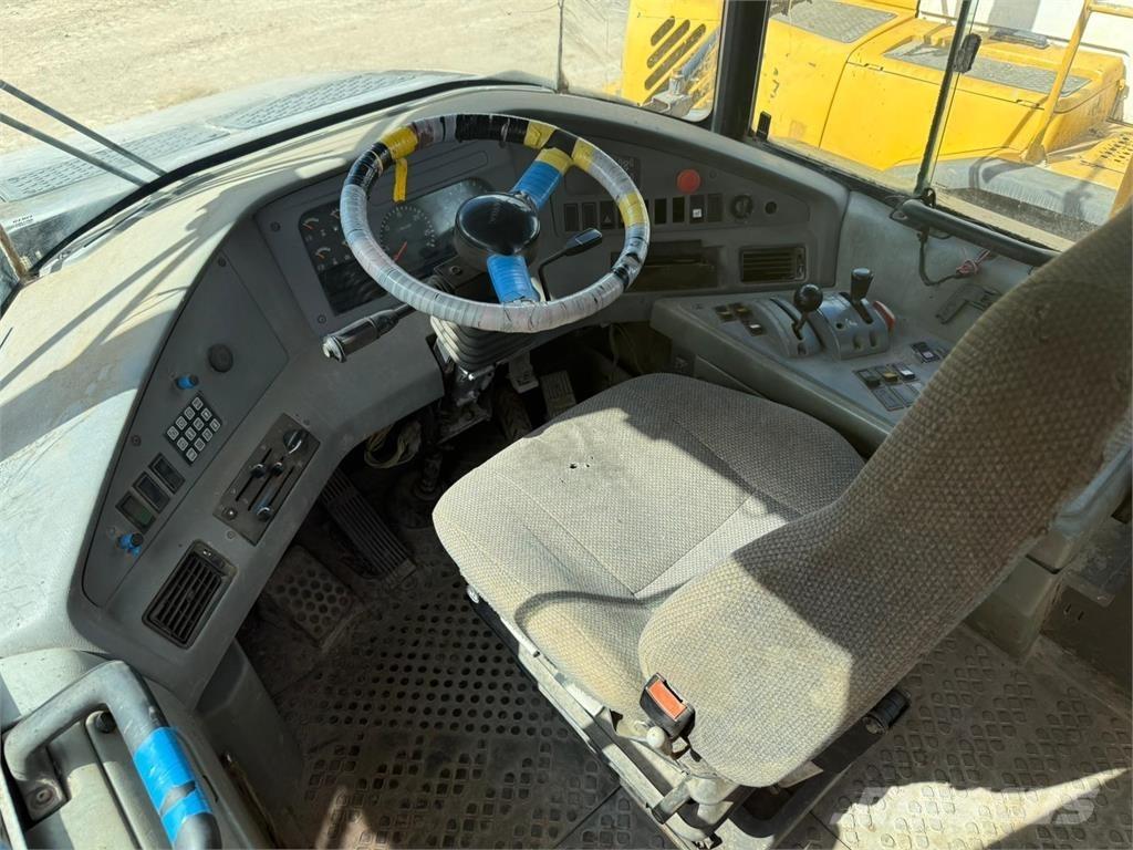 Volvo A40D Zglobni demperji