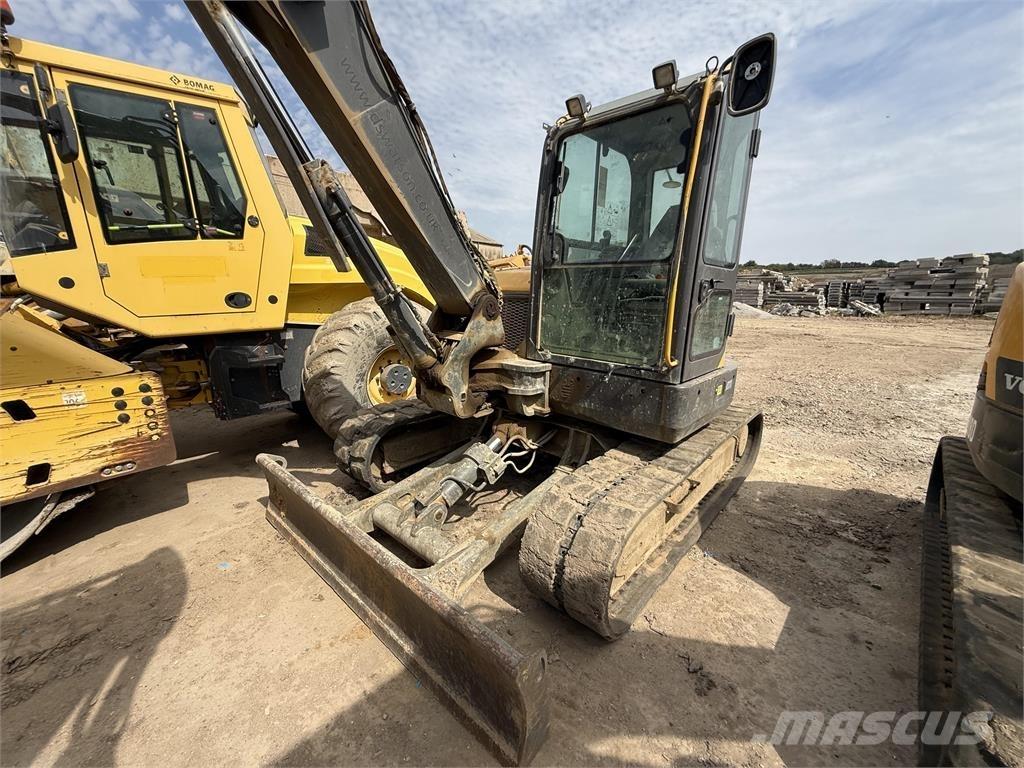 Volvo ECR88D Bagri goseničarji