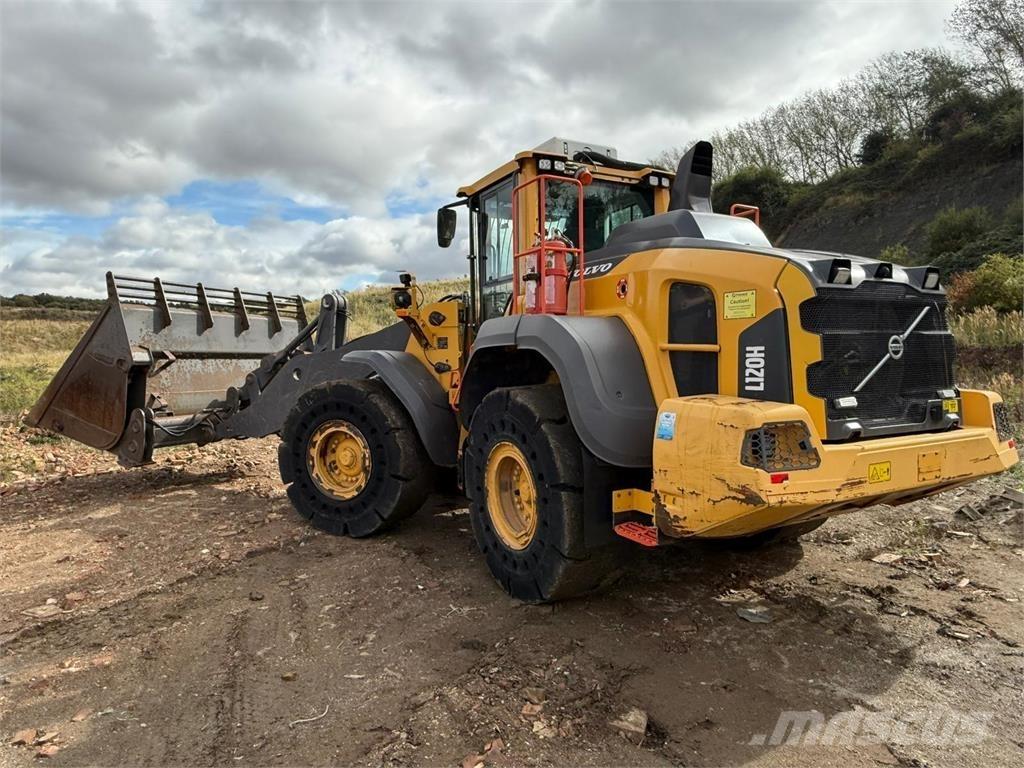 Volvo L120H Kolesni nakladalci