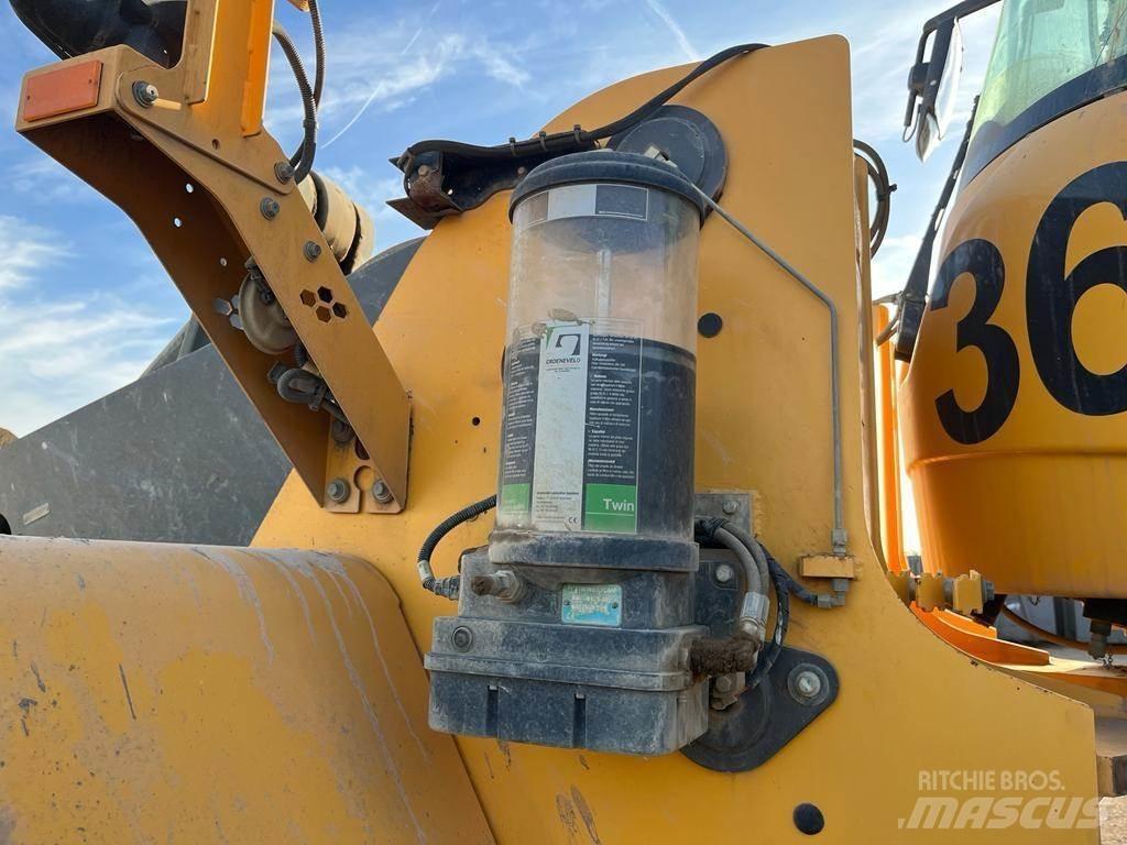 Volvo L150H Kolesni nakladalci
