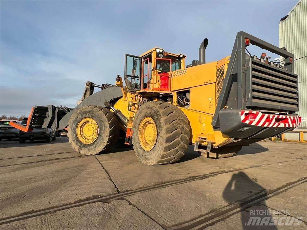 Volvo L350F Kolesni nakladalci