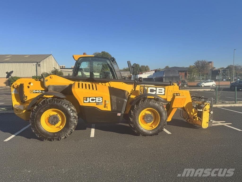 JCB  Teleskopski viličarji