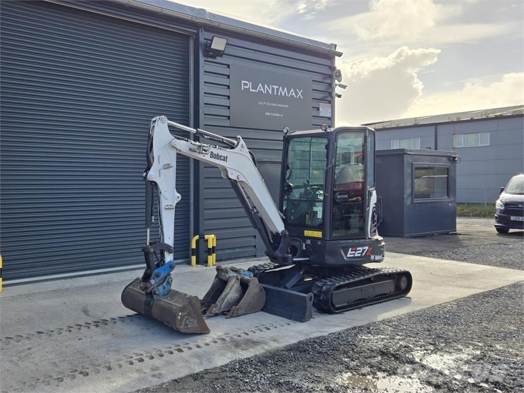Bobcat E27 Mini bagri <7t