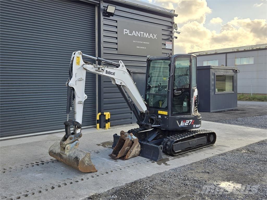 Bobcat E27 Mini bagri <7t